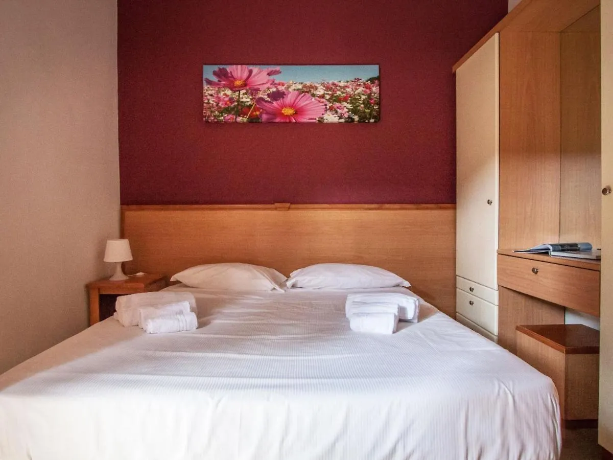 Holiday Home Miramare-3 By Interhome